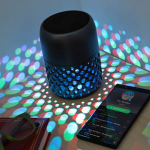 LED lampa s Bluetooth reproduktorom Mandalamp